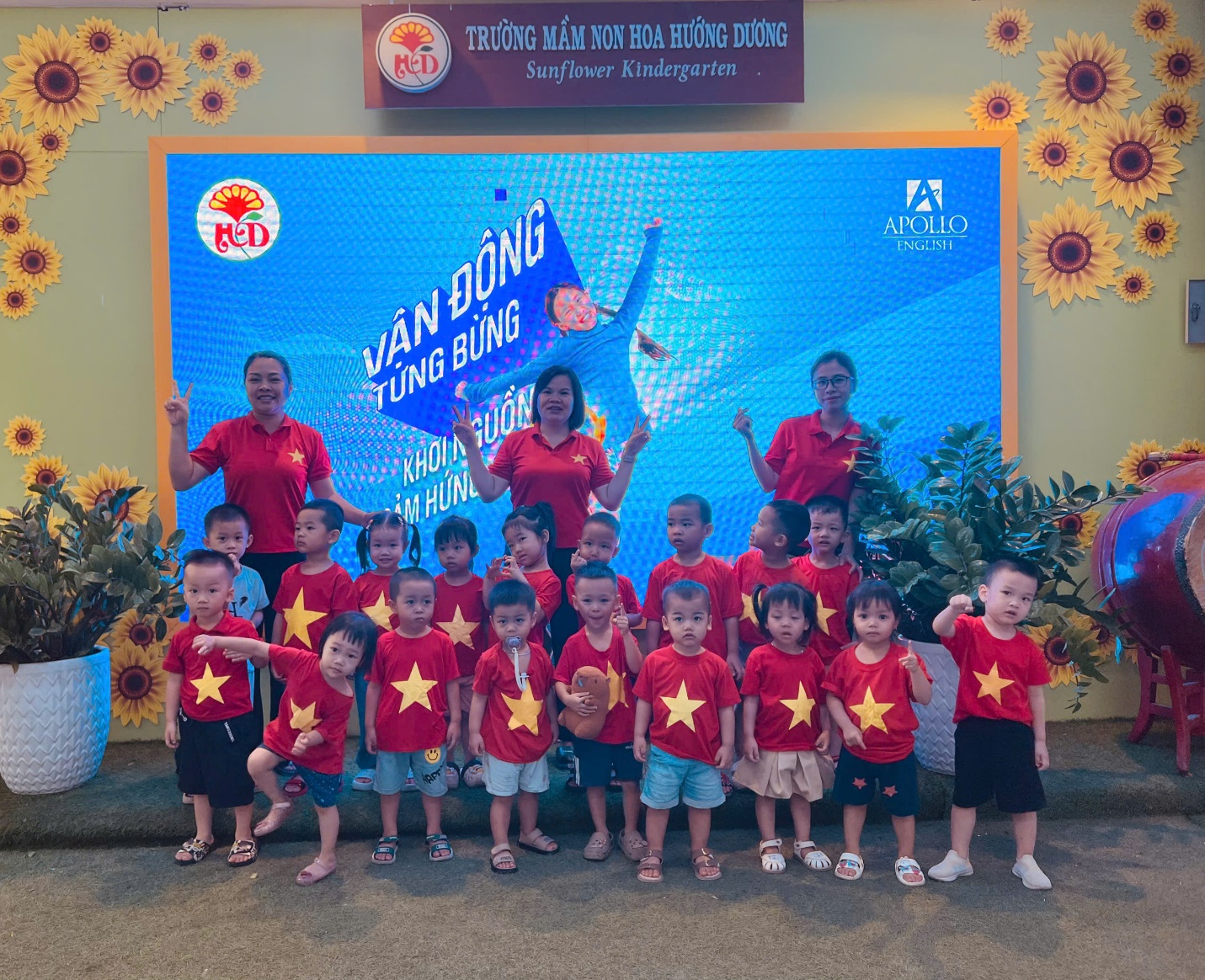 C:\Users\User\Desktop\NH 25 - 26\HỌC SINH\Ảnh chào mừng đại hội Đảng( Tiếng Anh)\z6878888642335_7cc8cec367a0979228b902c225b25819.jpg