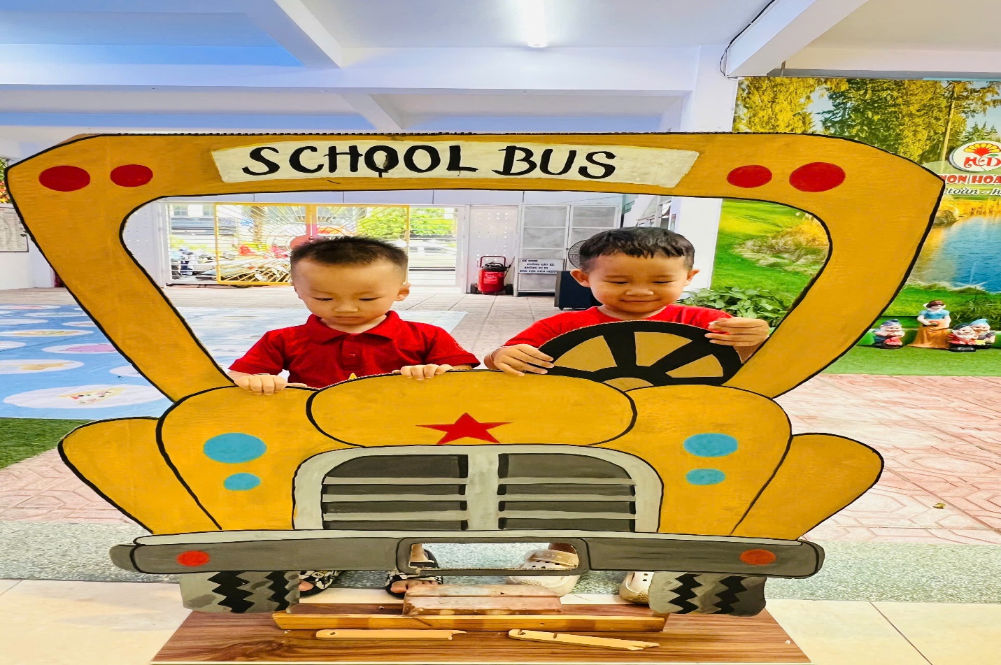 C:\Users\User\Desktop\NH 25 - 26\HỌC SINH\Ảnh chào mừng đại hội Đảng( Tiếng Anh)\z6878927045451_211adeb2dd2361b48955a53934e83eda.jpg